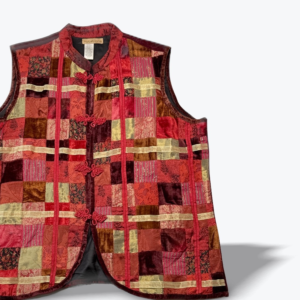 VTG Notations Velvet Vest Patchwork Frog Closure Tapestry Jacquard Red Gold XL